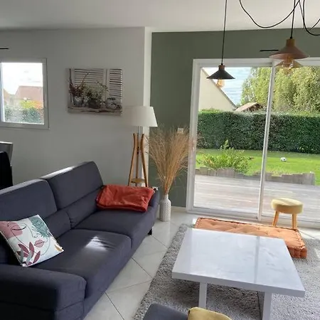 Villa Maison Avec Double Garage Et Piscine A 10 Min Du Circuit Des 24h *